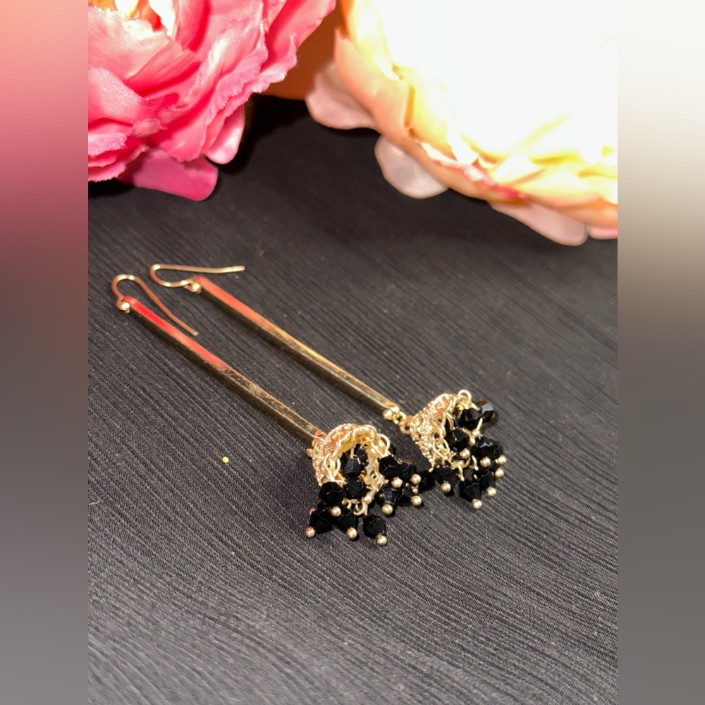 Simple earrings - Picture 3 of 4
